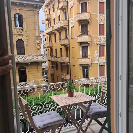 Casa Ambra 아파트